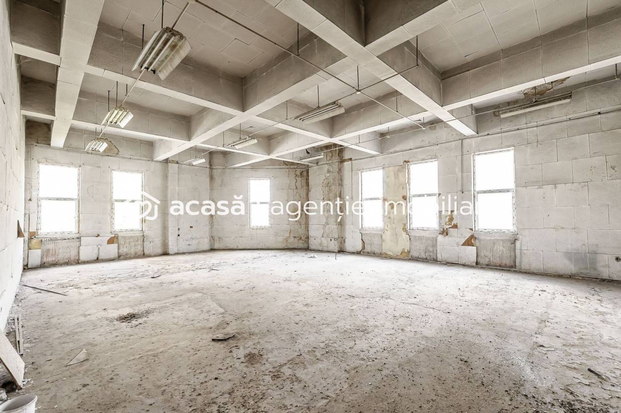 Vanzare patii de birouri in Arad, Ultracentral, 1900 mp
