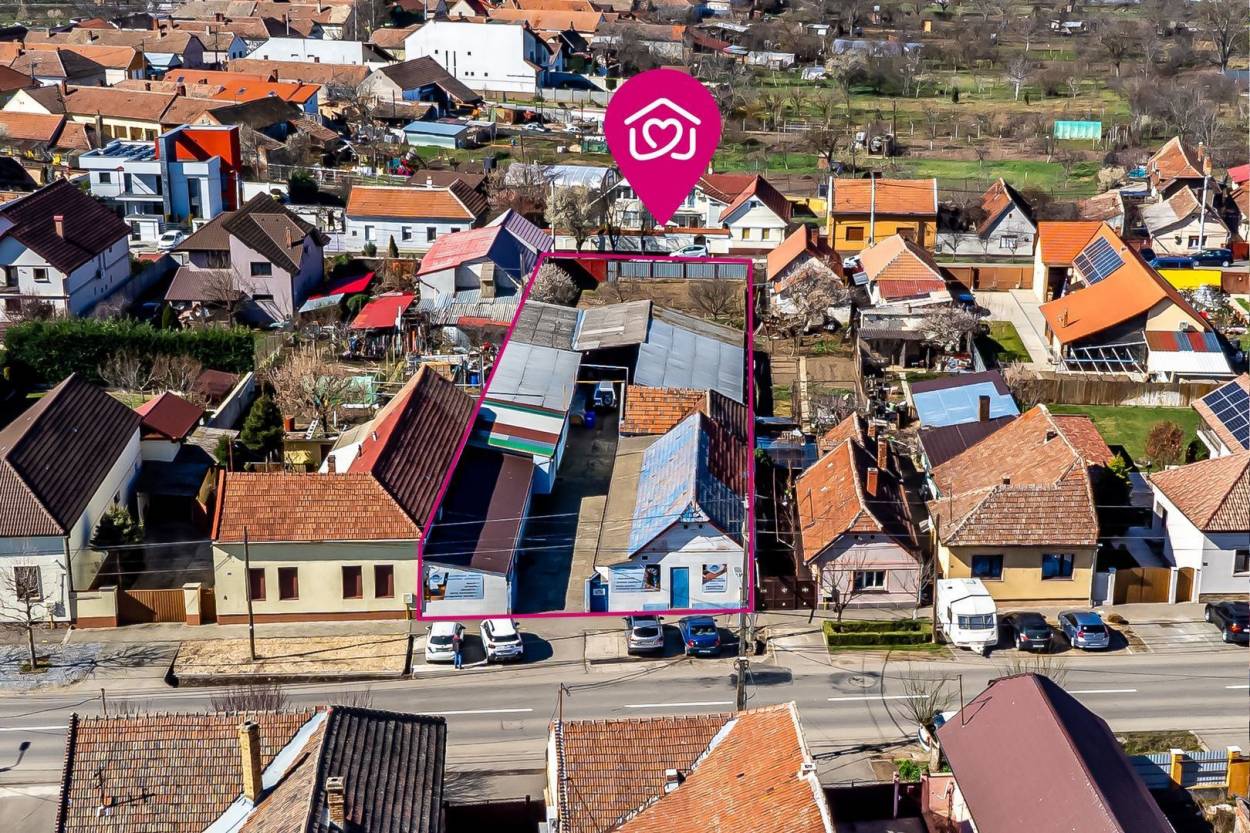 Vanzare casa/vila  5 CAMERE in Arad, Aradul Nou, 176 mp