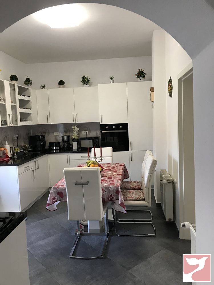 Vanzare casa/vila  4 CAMERE in Timişoara, 141 mp