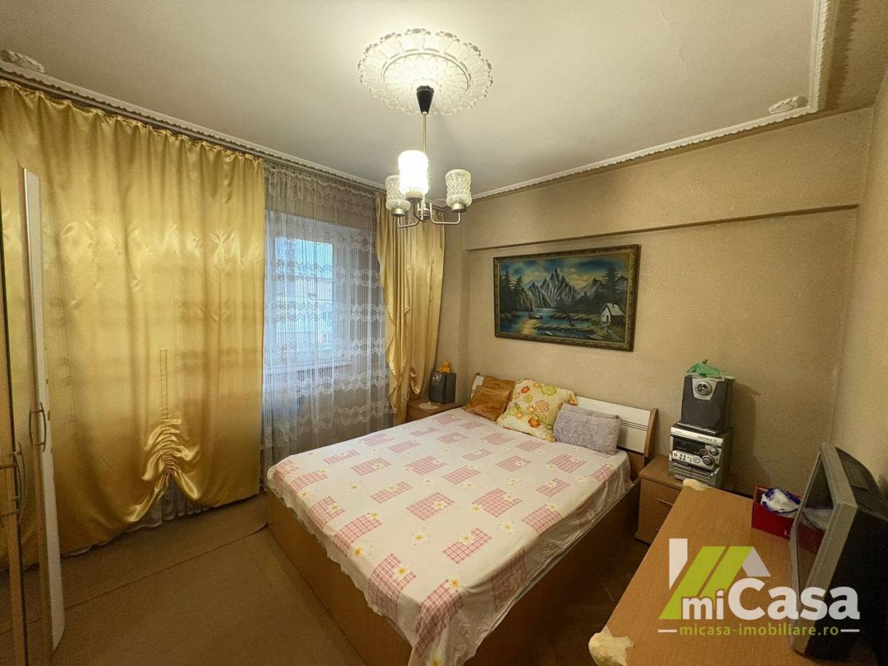 Vanzare apartament  3 CAMERE in Galati, Micro 19, 71 mp