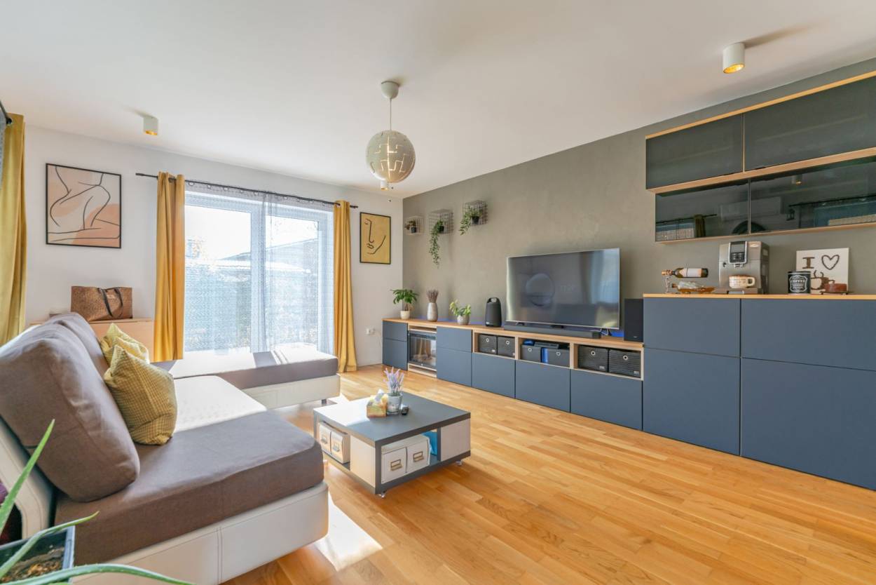 Vanzare casa/vila  4 CAMERE in Tarlungeni, 150 mp