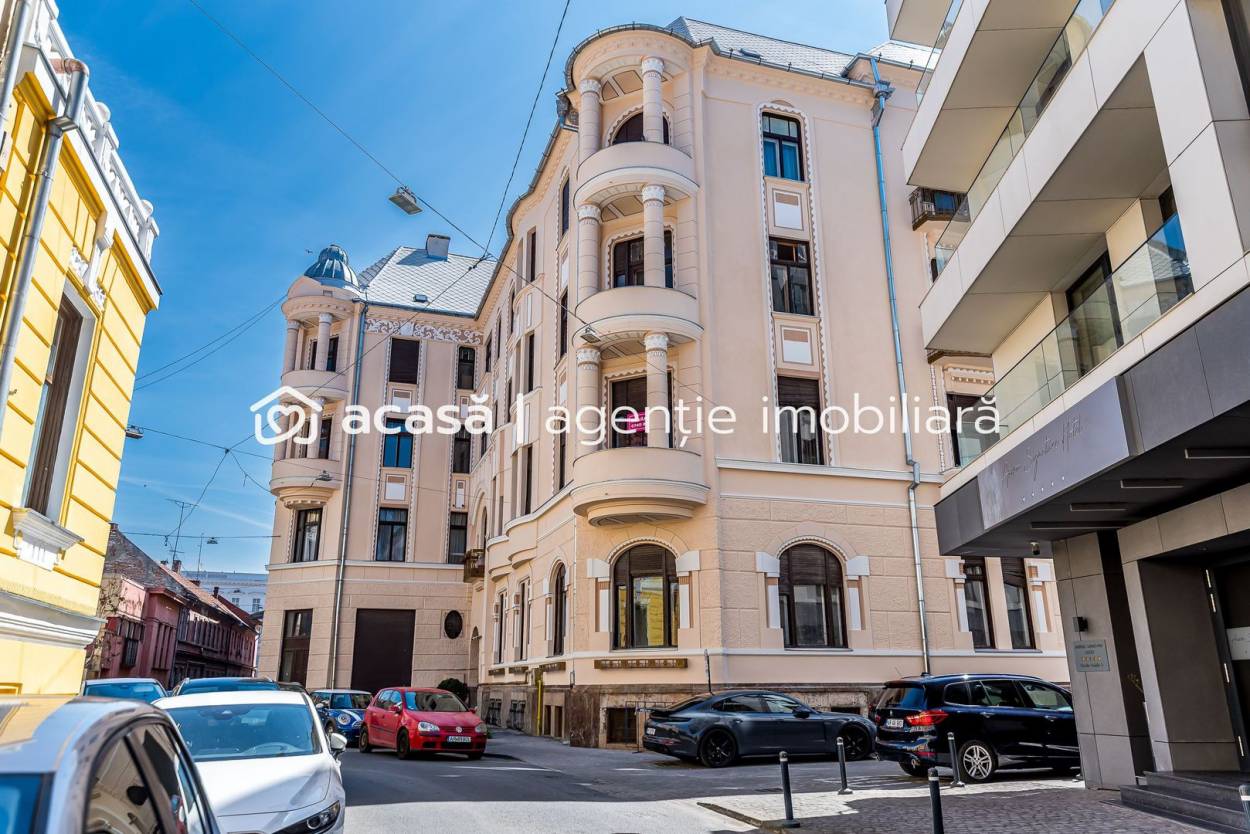 Vanzare apartament  2 CAMERE in Arad, Ultracentral, 142 mp