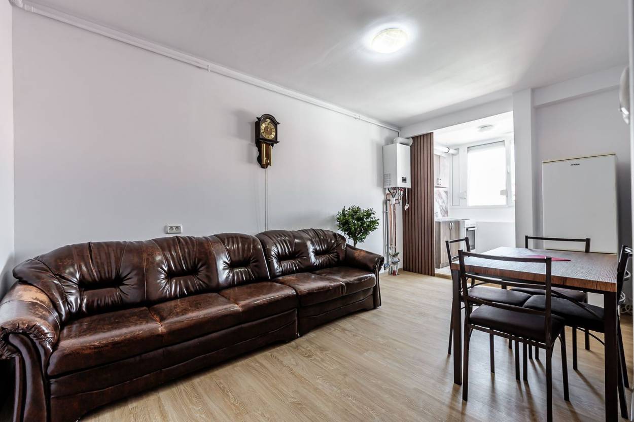 Vanzare apartament  1 CAMERA in Arad, UTA, 70 mp