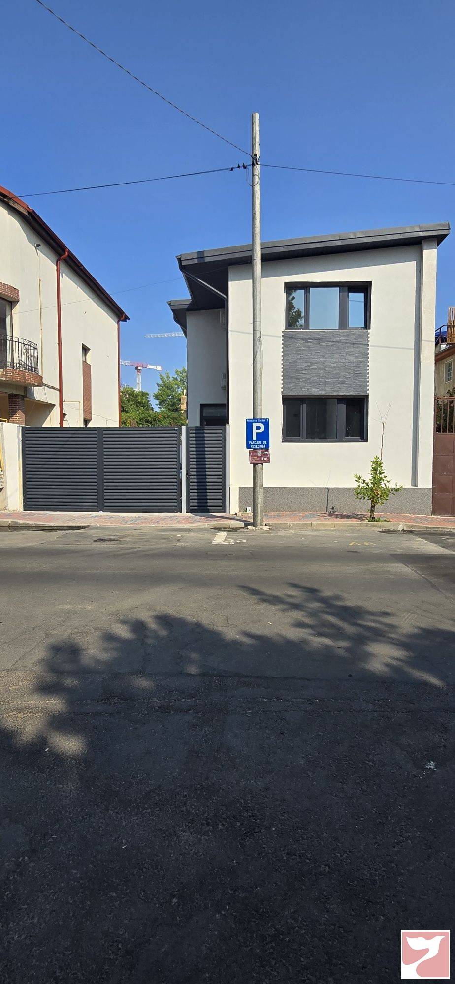 Inchiriere casa/vila  4 CAMERE in Bucuresti, 300 mp