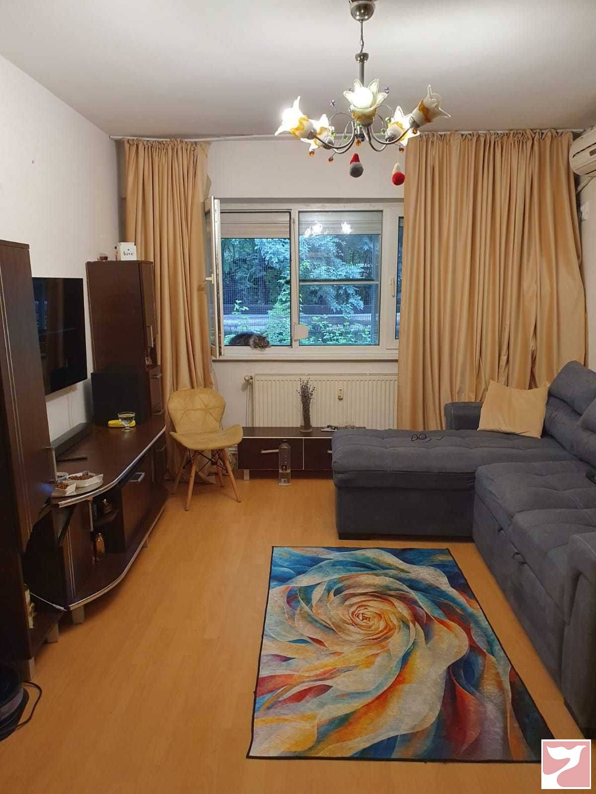 Vanzare apartament  2 CAMERE in Ploieşti, 47 mp