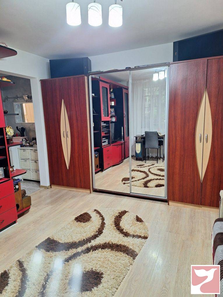 Vanzare apartament  2 CAMERE in Piatra-Neamţ, 43 mp