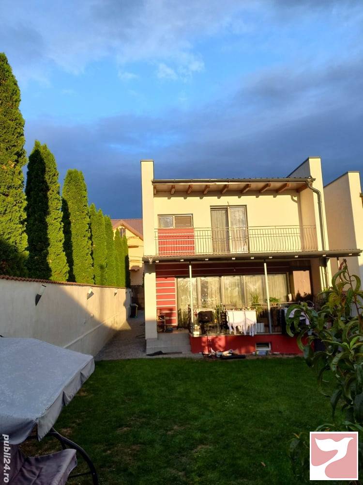 Vanzare casa/vila  5 CAMERE in Suceava, Burdujeni, 152 mp