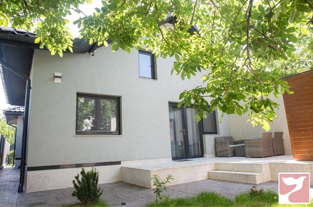 Inchiriere casa/vila  3 CAMERE in Buzău, 140 mp