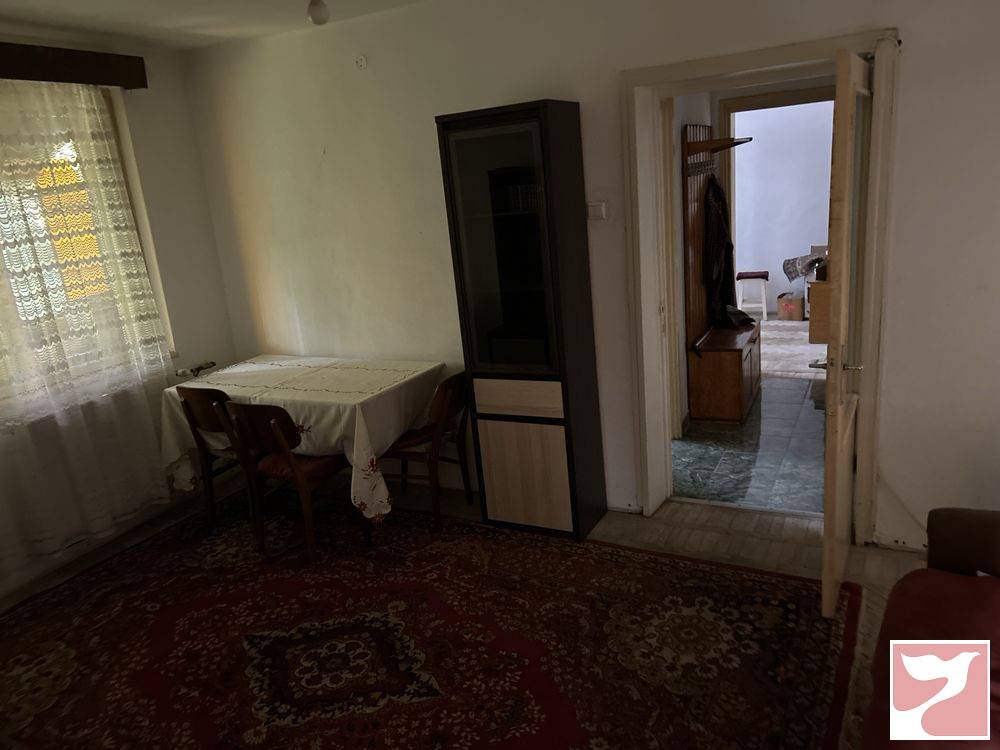 Vanzare apartament  3 CAMERE in Ploieşti, 64 mp