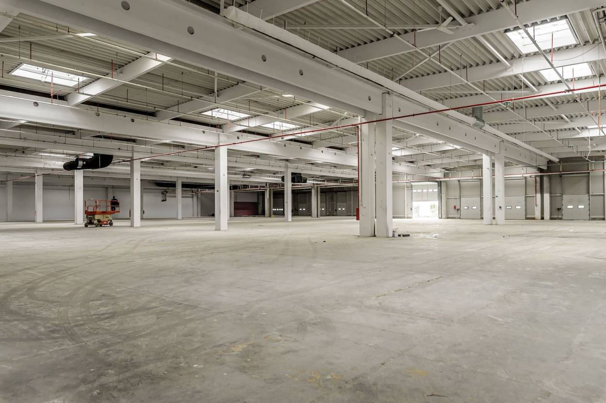 Inchiriere spatiu industrial in Arad, Exterior Vest, 2682 mp