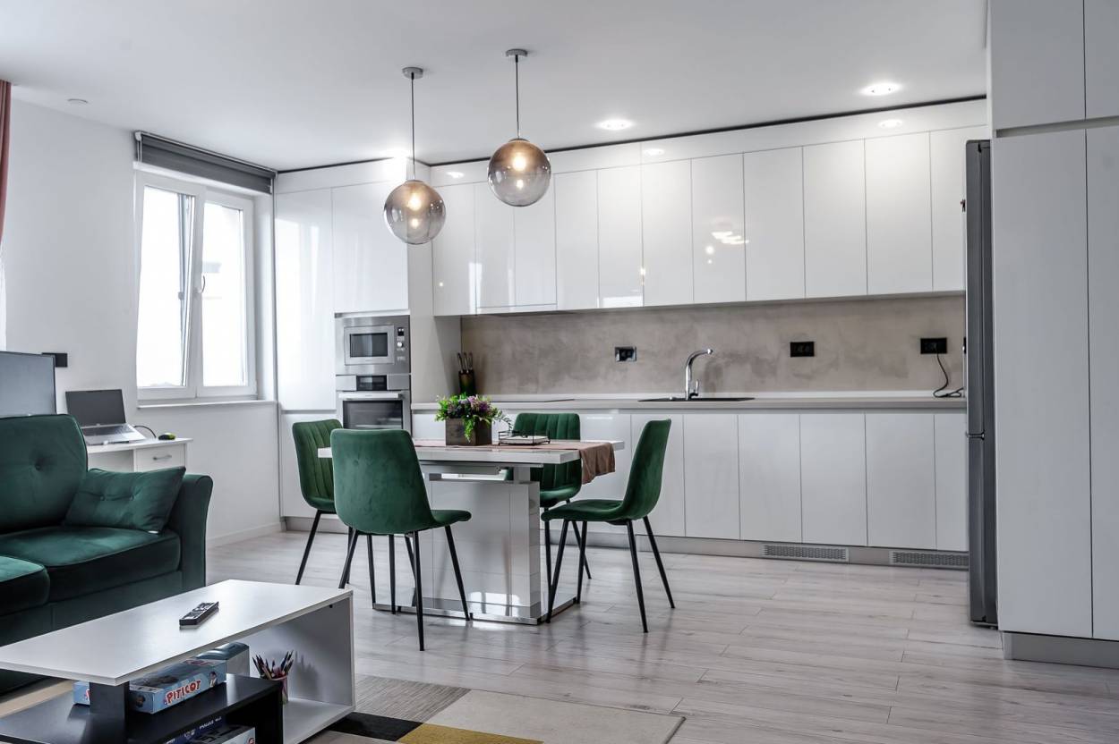 Vanzare apartament  2 CAMERE in Arad, Micalaca, 79 mp