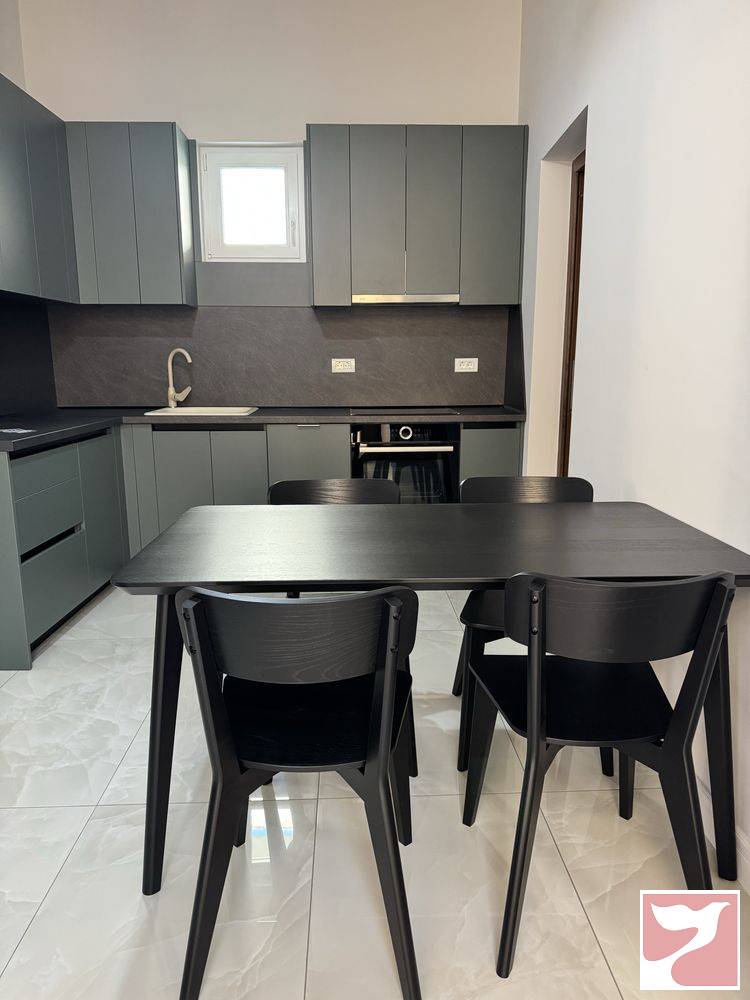 Inchiriere apartament  2 CAMERE in Arad, 86 mp