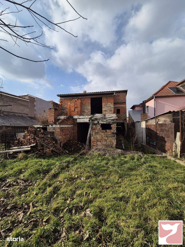 Vanzare casa/vila  4 CAMERE in Oradea, Nicolae Iorga, 220 mp