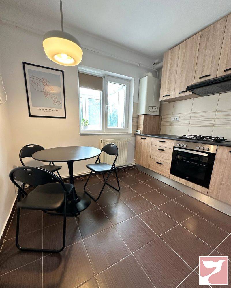 Inchiriere apartament  3 CAMERE in Iaşi, 75 mp