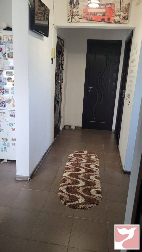 Vanzare apartament  3 CAMERE in Craiova, 68 mp