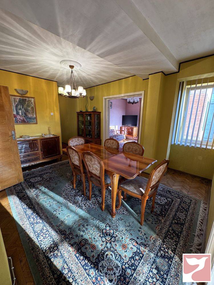 Inchiriere apartament  4 CAMERE in Oradea, 142 mp