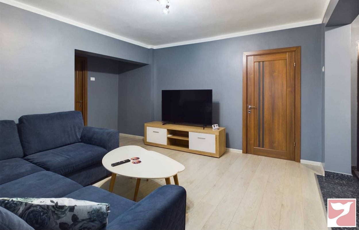 Inchiriere apartament  3 CAMERE in Arad, 80 mp