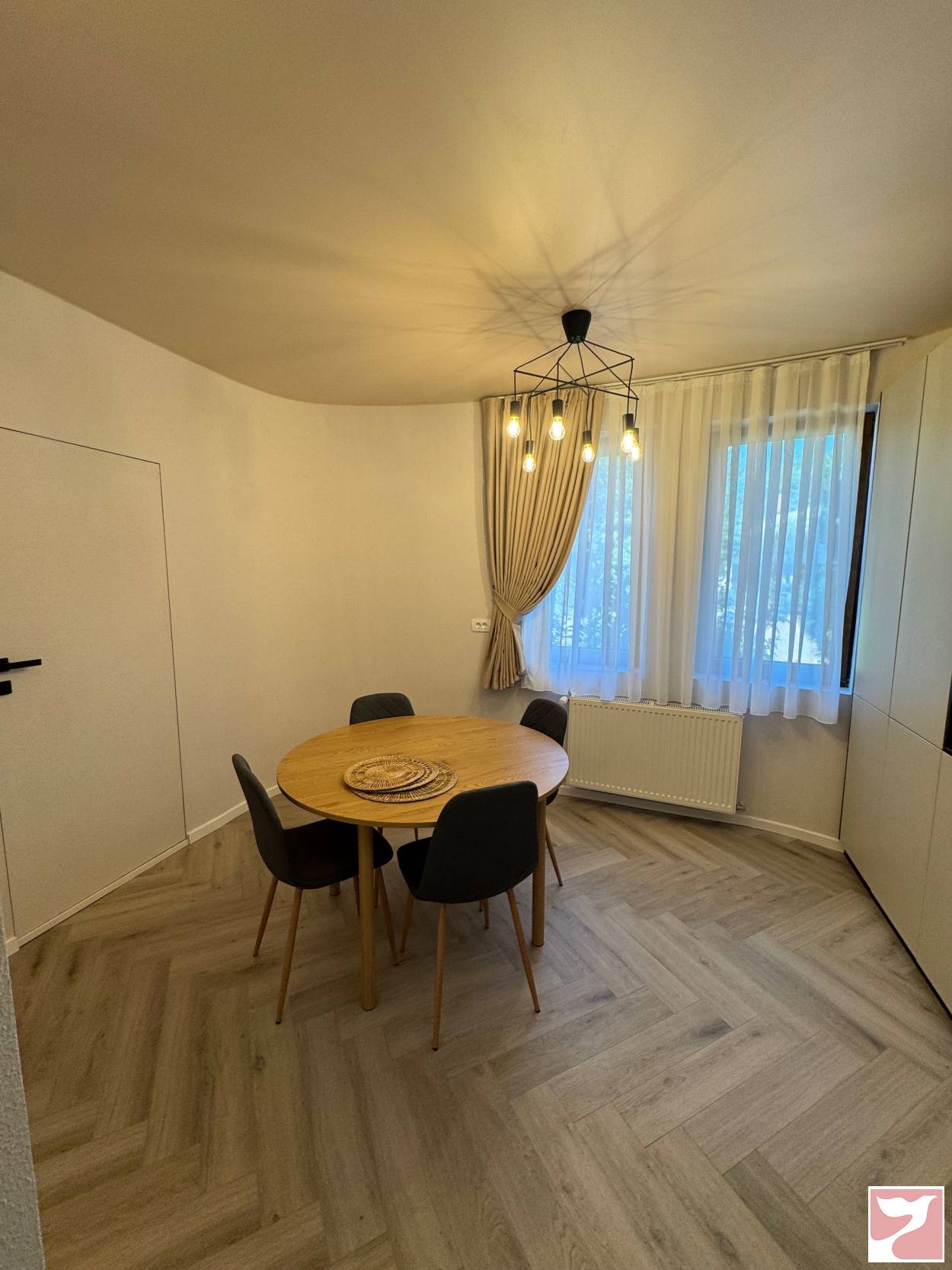 Inchiriere apartament  2 CAMERE in Oradea, 38 mp