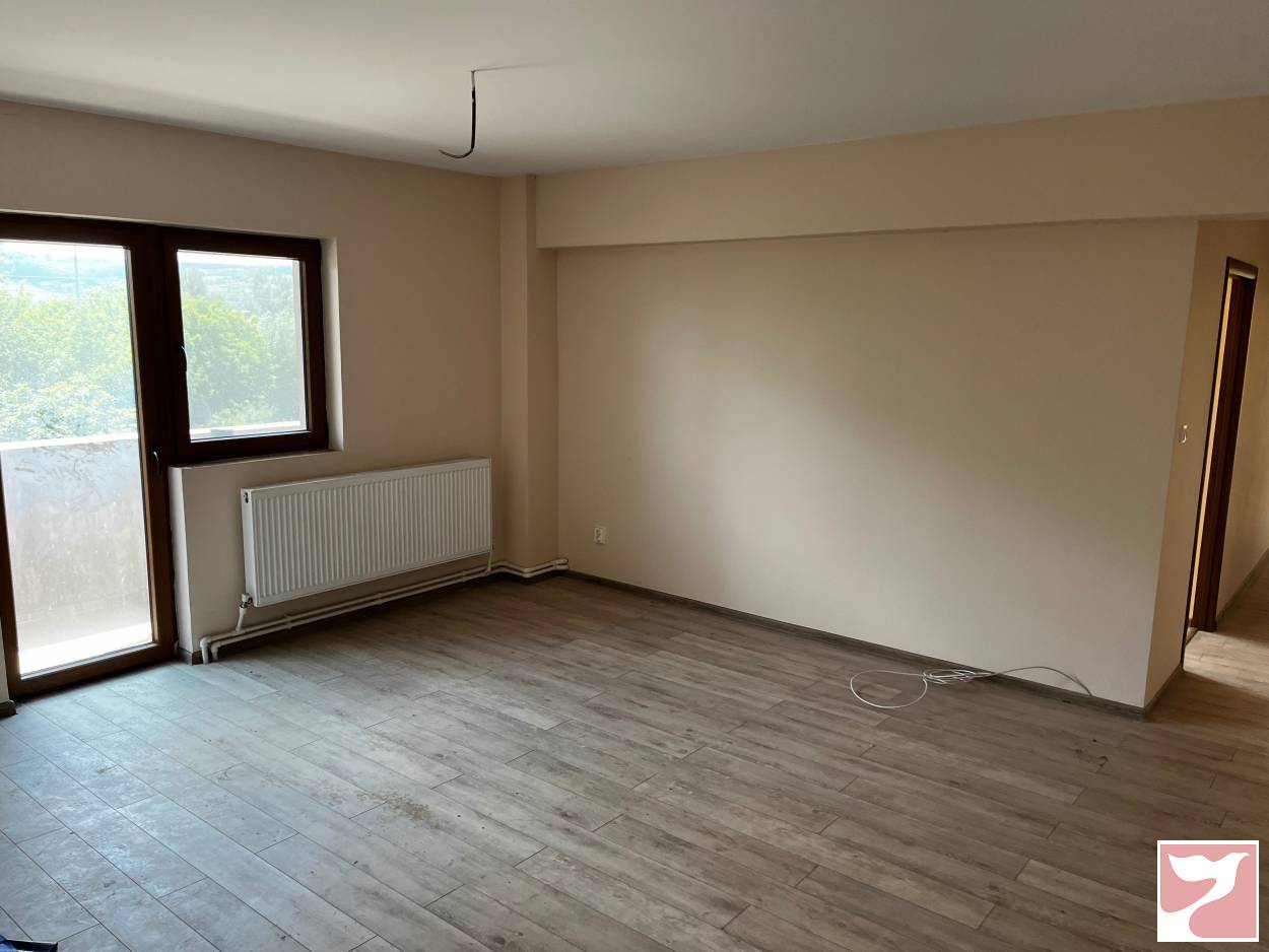 Vanzare apartament  3 CAMERE in Iaşi, 80 mp