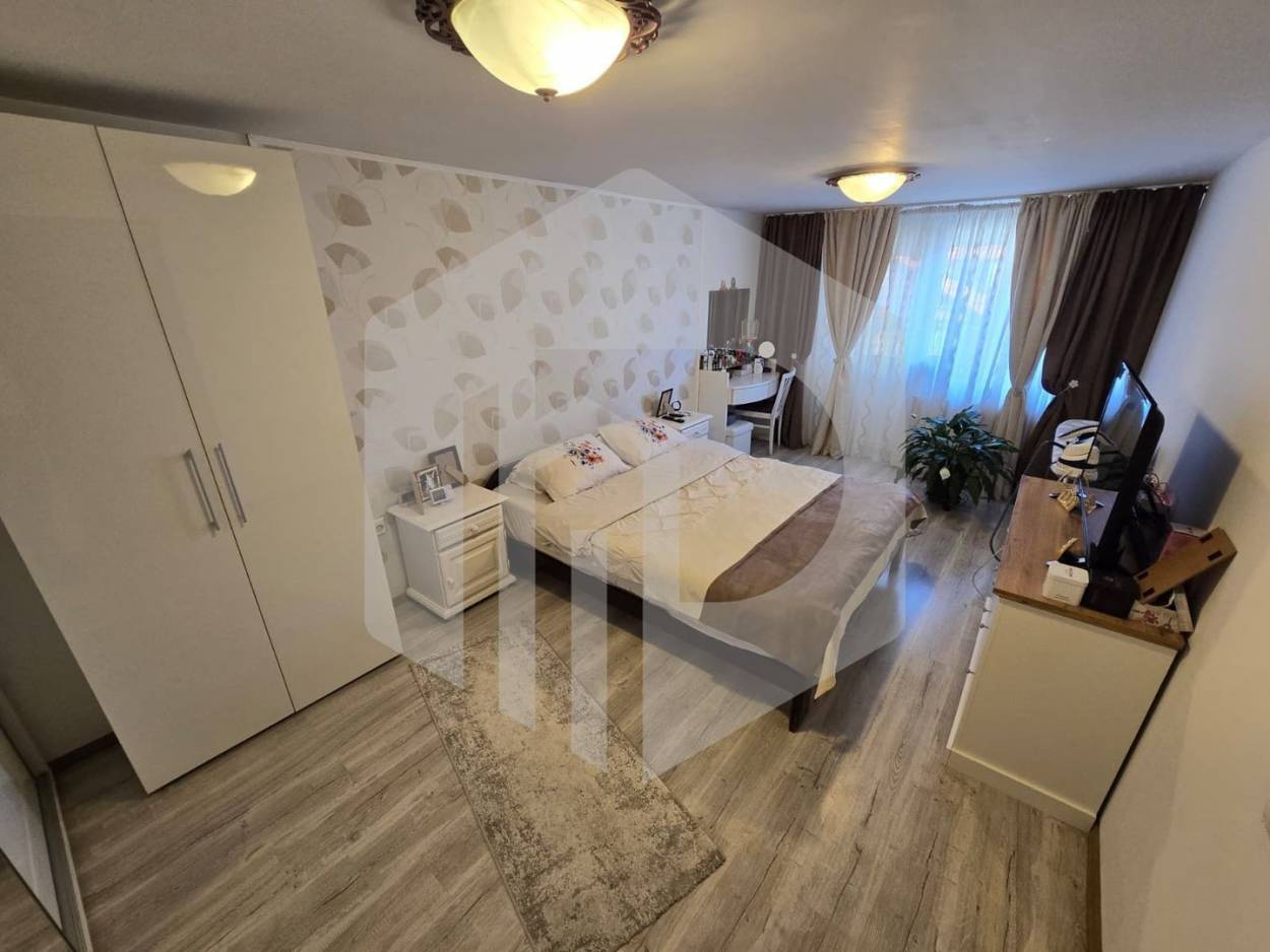 Vanzare casa/vila  7 CAMERE in Sibiu, Central, 320 mp