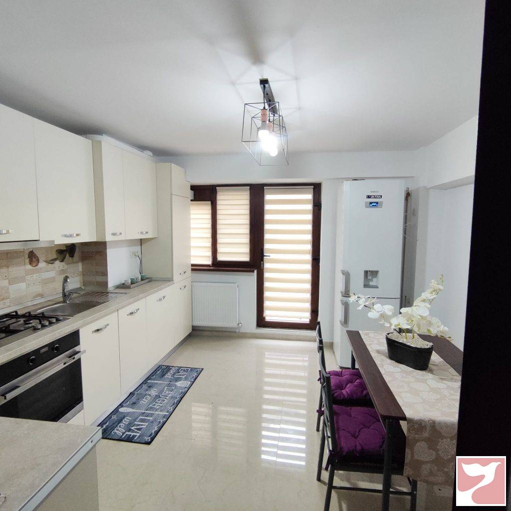 Inchiriere apartament  3 CAMERE in Brăila, 110 mp