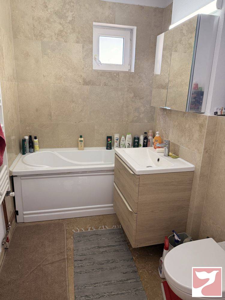 Inchiriere apartament  4 CAMERE in Arad, 117 mp