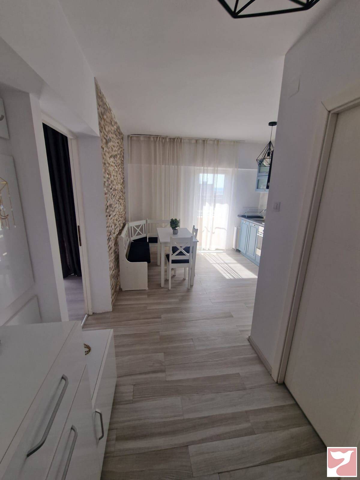 Inchiriere apartament  1 CAMERA in Craiova, 37 mp