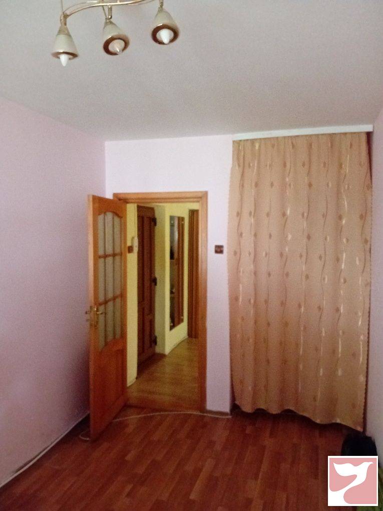 Inchiriere apartament  3 CAMERE in Botoşani, 64 mp