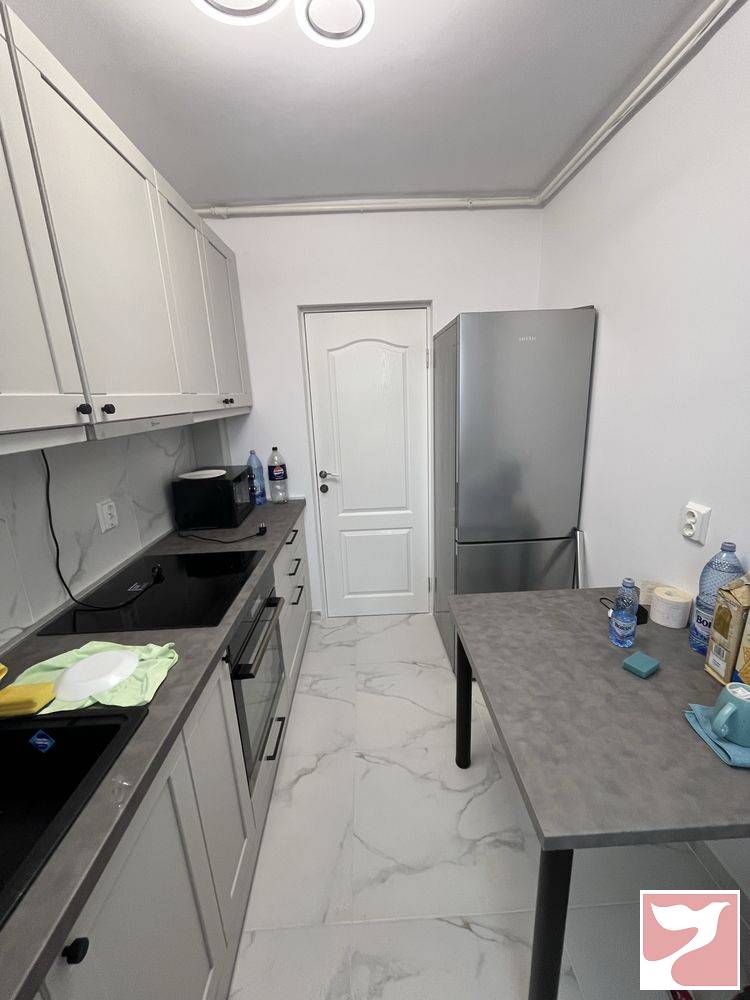 Vanzare apartament  2 CAMERE in Piatra-Neamţ, 48 mp