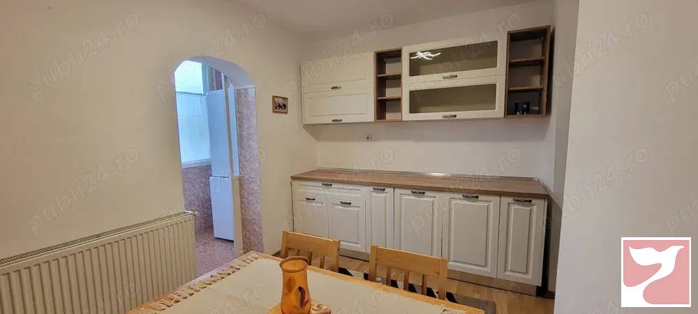 Vanzare apartament  3 CAMERE in Oradea, Nufarul, 72 mp
