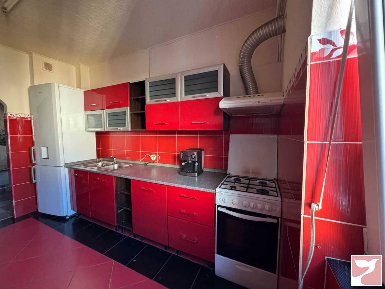 Inchiriere apartament  1 CAMERA in Arad, 51 mp