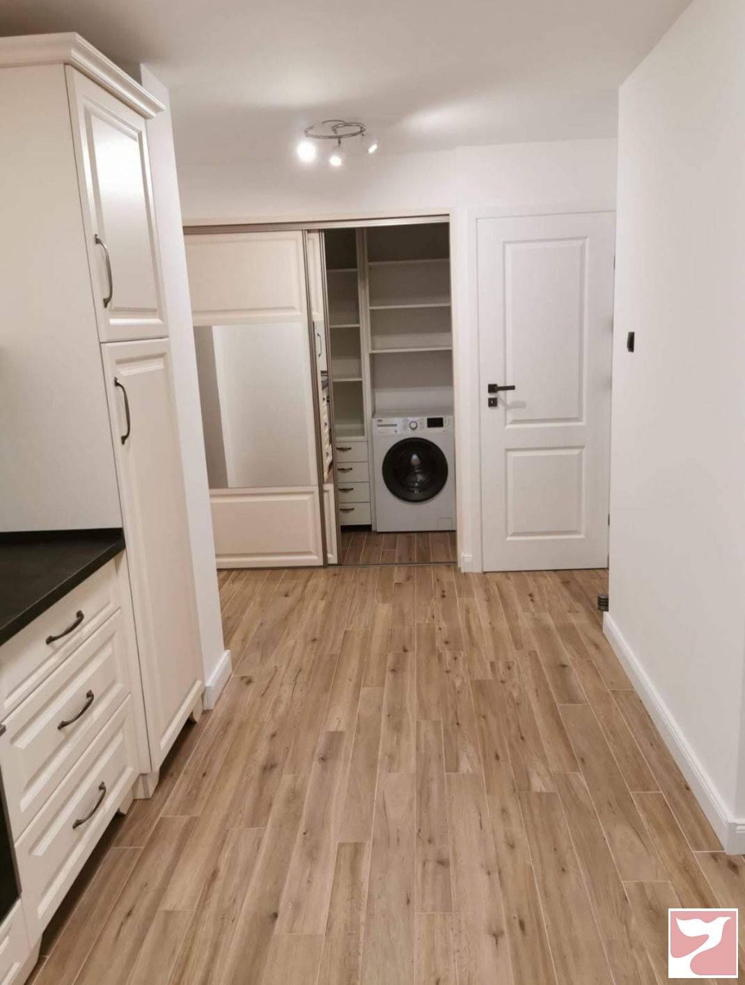 Inchiriere apartament  1 CAMERA in Oradea, 42 mp