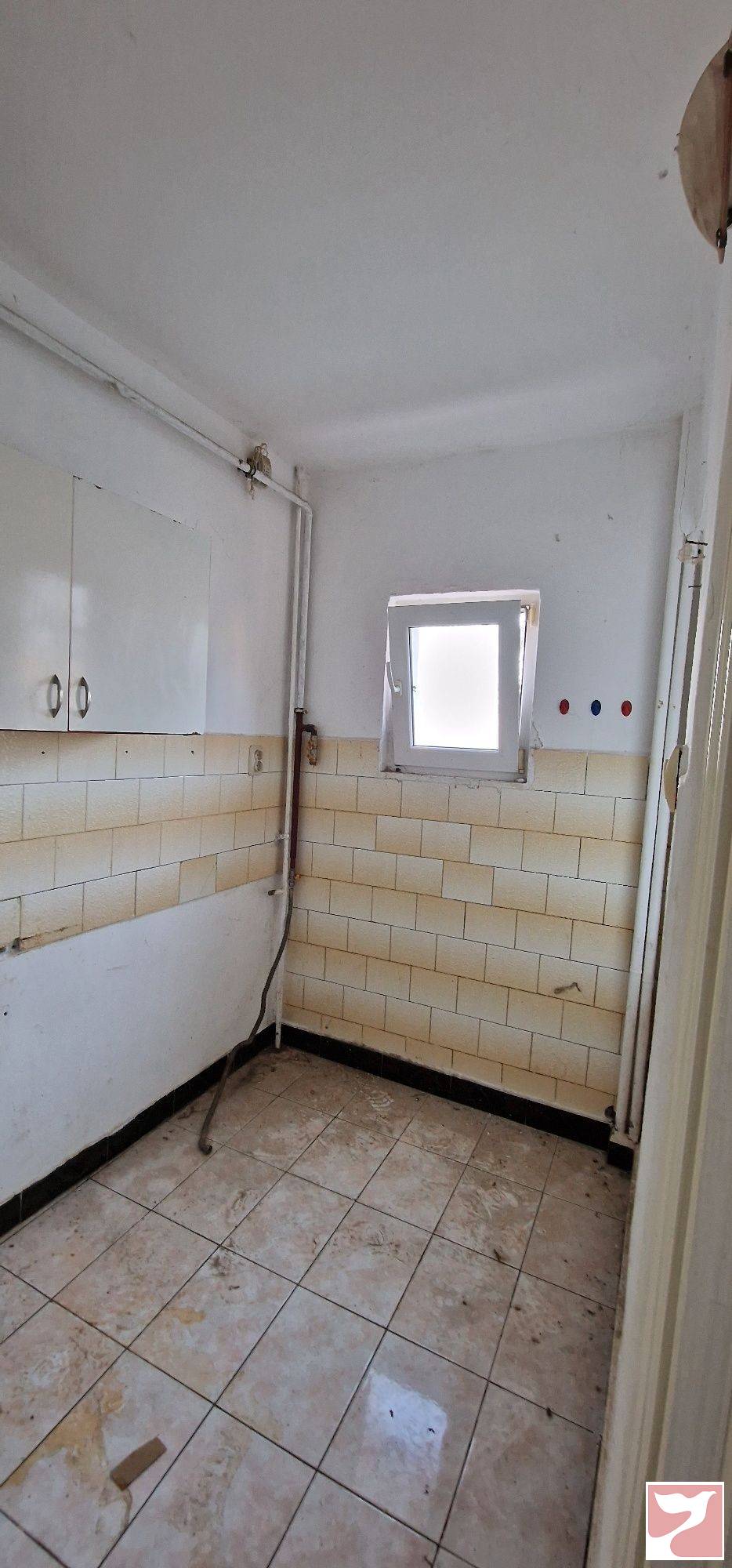 Vanzare apartament  1 CAMERA in Piatra-Neamţ, 30 mp