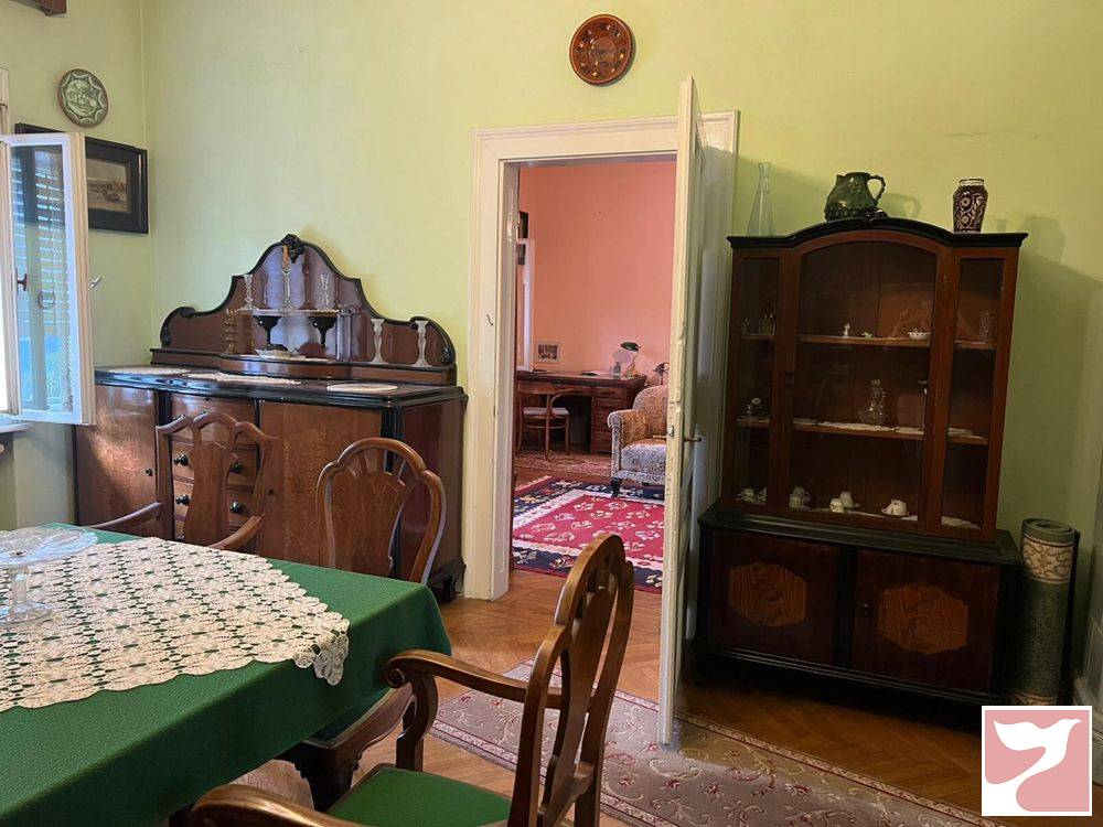 Vanzare casa/vila  4 CAMERE in Oradea, 192 mp