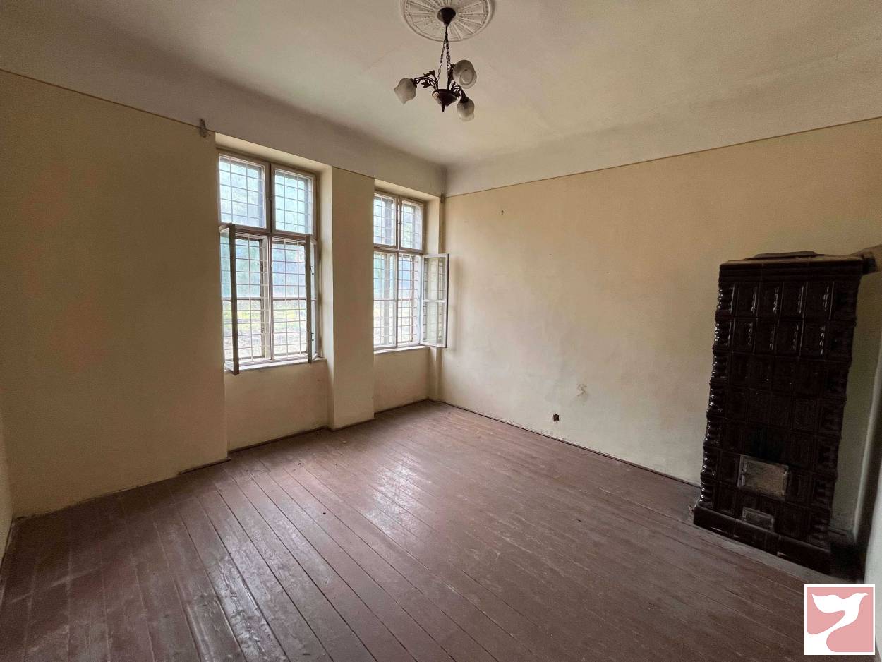 Vanzare casa/vila  4 CAMERE in Oradea, 570 mp