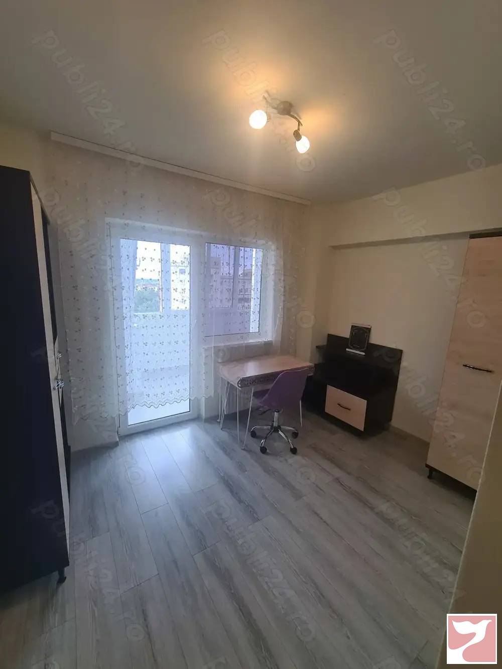 Vanzare apartament  4 CAMERE in Arad, Vlaicu, 90 mp