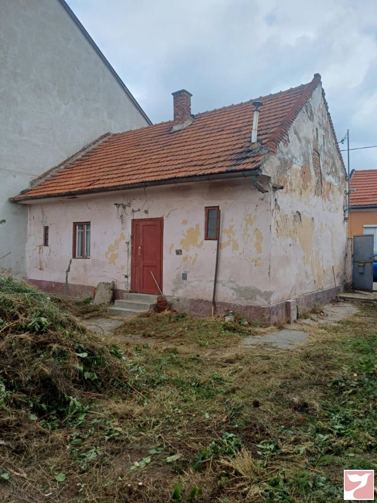 Vanzare casa/vila  2 CAMERE in Oradea, 616 mp