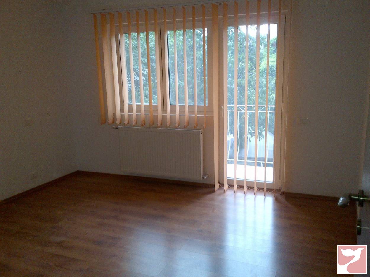 Inchiriere casa/vila  4 CAMERE in Bucuresti, Moșilor, 30 mp