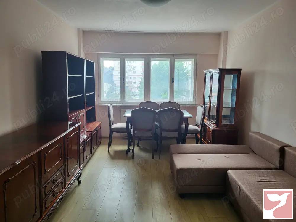 Vanzare apartament  4 CAMERE in Botoşani, 90 mp