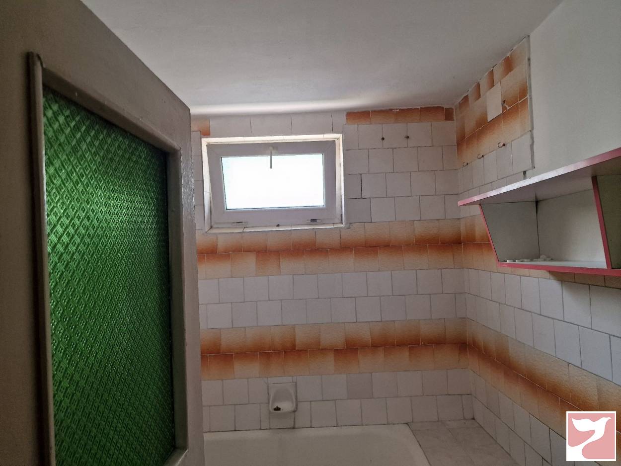 Vanzare apartament  2 CAMERE in Piatra-Neamţ, 40 mp