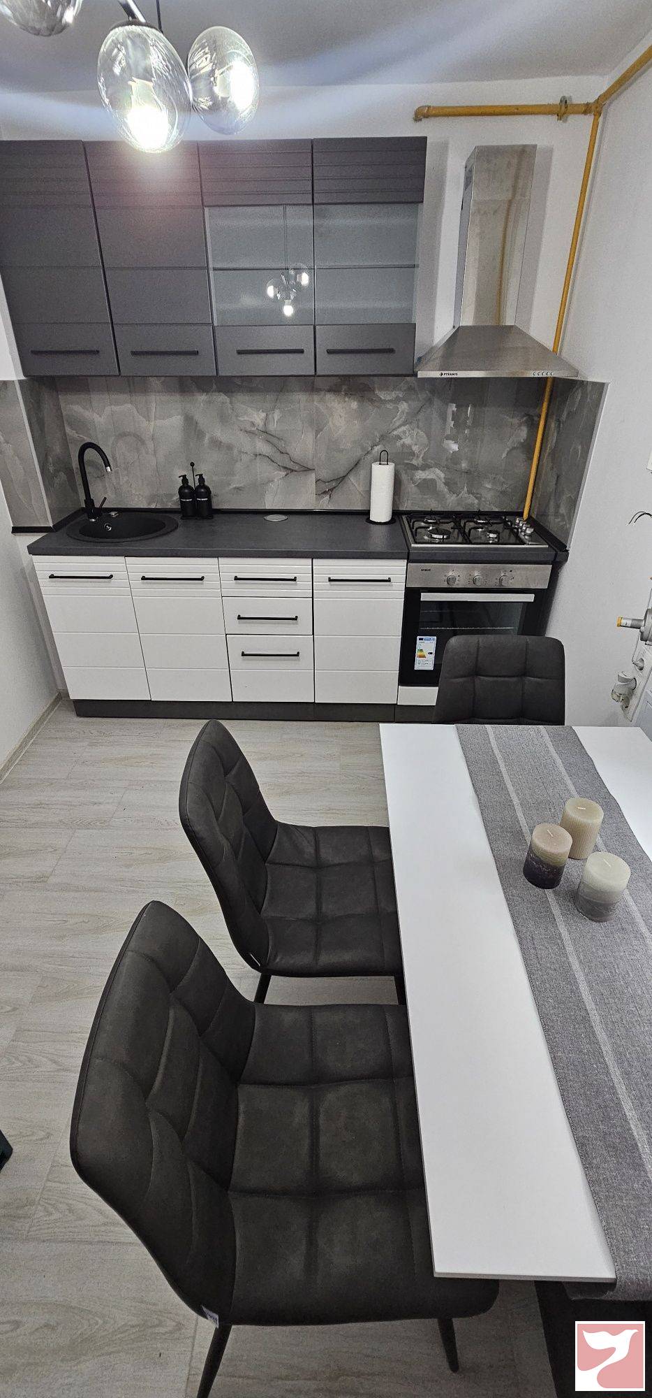 Inchiriere apartament  2 CAMERE in Drobeta-Turnu Severin, 60 mp