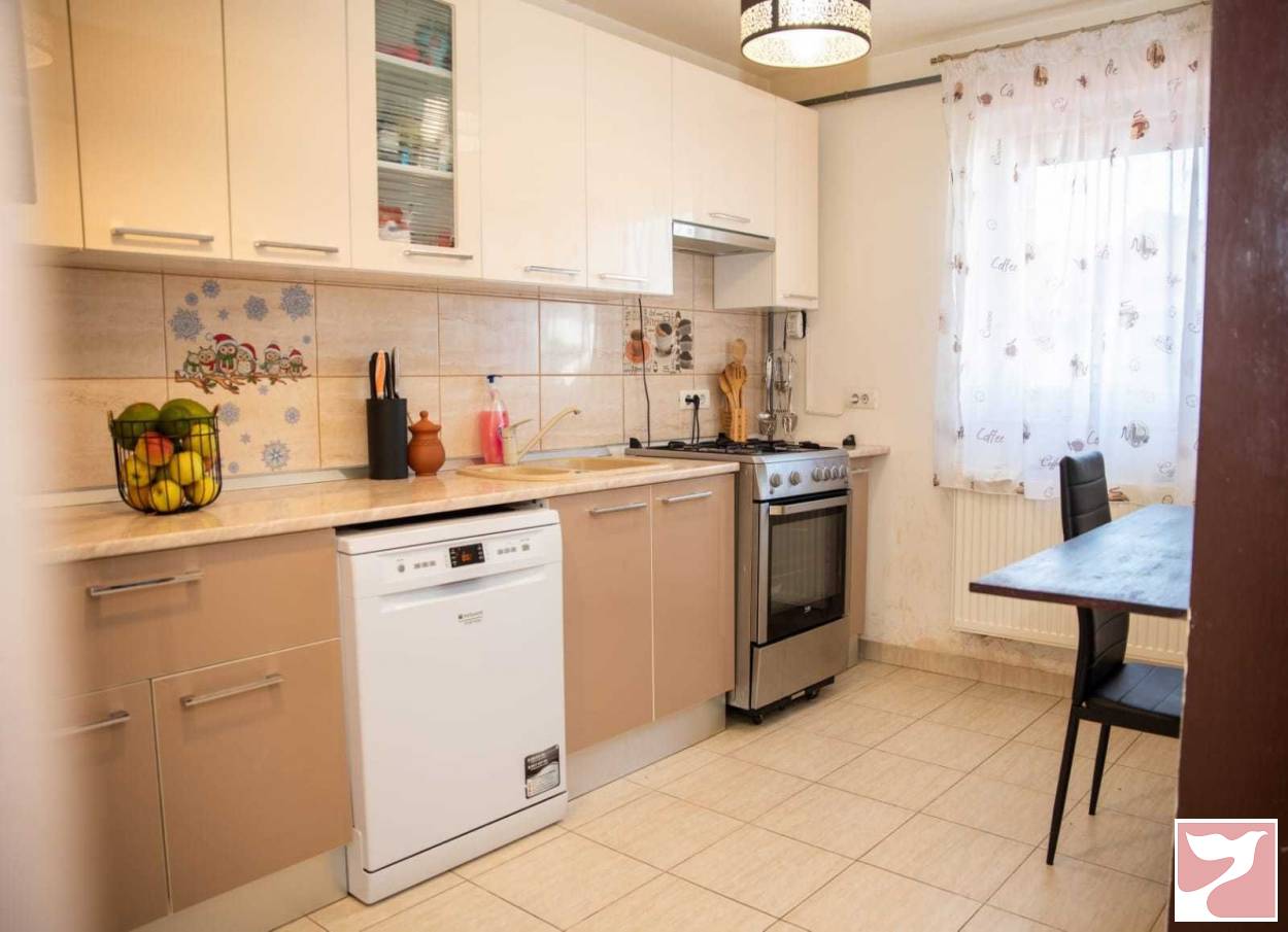 Vanzare casa/vila  4 CAMERE in Iaşi, Breazu, 120 mp