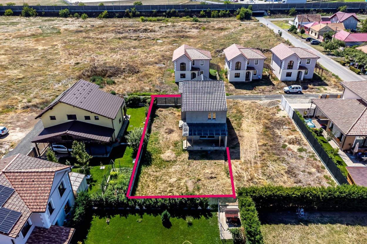 Vanzare casa/vila  4 CAMERE in Arad, Aradul Nou, 419 mp