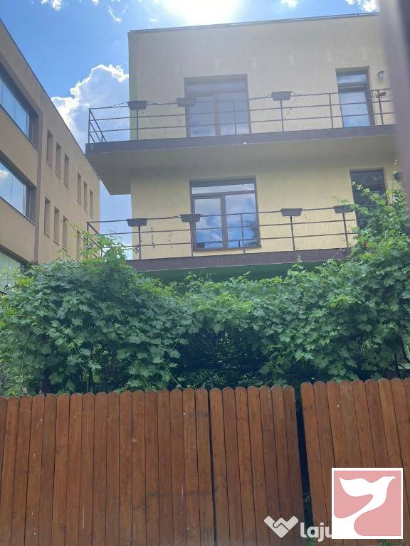 Inchiriere casa/vila  5 CAMERE in Bucuresti, Iancului, 1000 mp