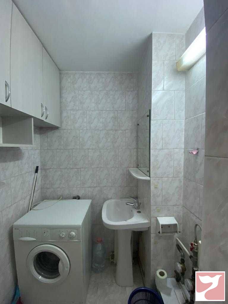 Vanzare apartament  4 CAMERE in Oradea, 98 mp
