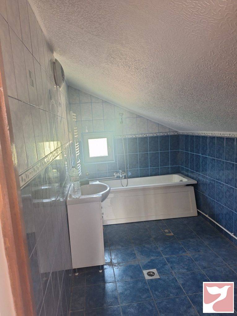 Vanzare apartament  5 CAMERE in Iaşi, 164 mp