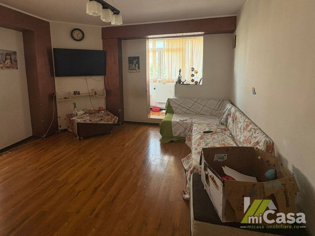 Vanzare apartament  4 CAMERE in Galati, I. C. Frimu, 105 mp