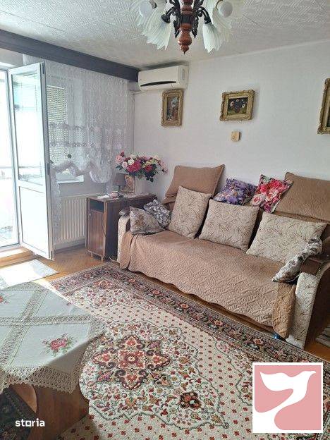 Vanzare apartament  3 CAMERE in Buzău, Micro 5, 76 mp