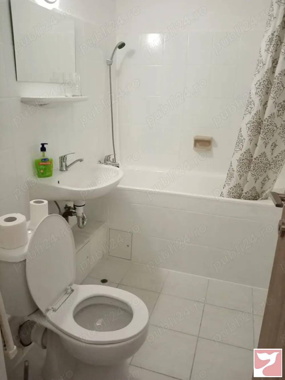 Inchiriere apartament  3 CAMERE in Oradea, 64 mp