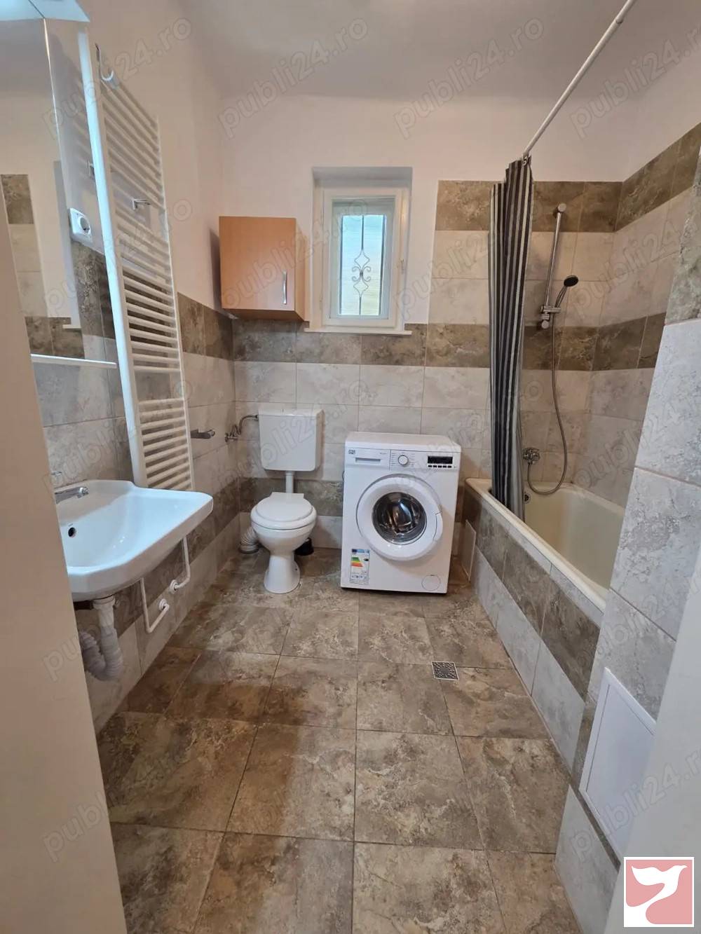 Inchiriere apartament  2 CAMERE in Sibiu, Trei Stejari, 65 mp